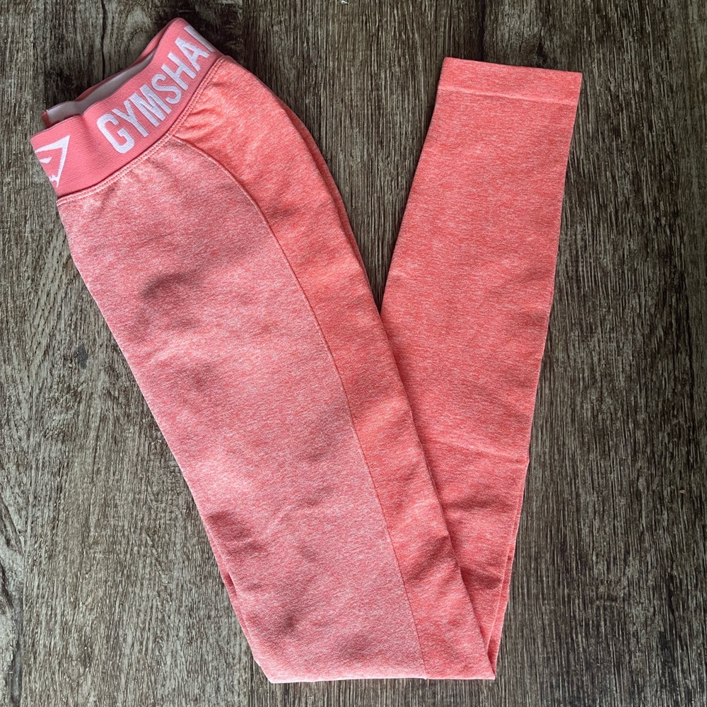 Gymshark Flex Leggings in Peach Coral, XS